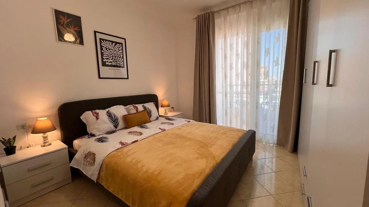 Danny Apartment Durres Albania