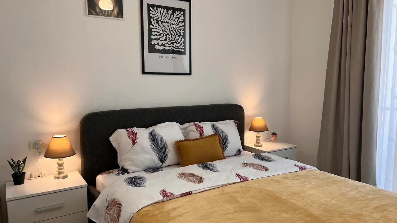 Danny Apartment Durres